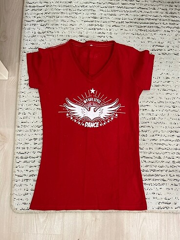 Dans Tshirt