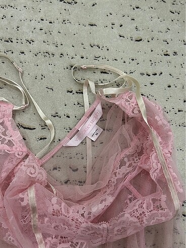 s Beden Victoria?s Secret gecelik