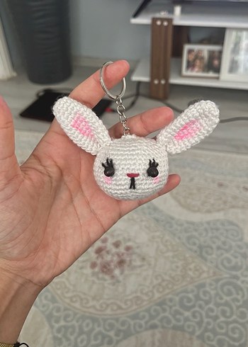 Örgü Beyaz Tavşan Anahtarlık - Görsel 2