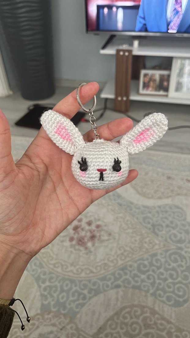 Örgü Beyaz Tavşan Anahtarlık - Görsel 2