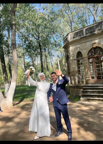 Uzun Kollu Beyaz Düz Kesim Gelinlik - Görsel 3