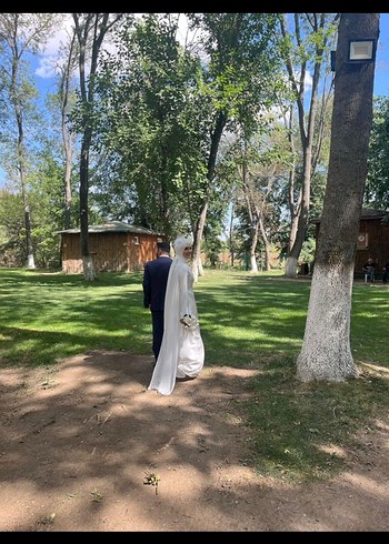 Uzun Kollu Beyaz Düz Kesim Gelinlik - Görsel 2