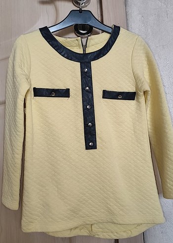 Düğmeli Sarı kız çocuk tşhrt - Görsel 3