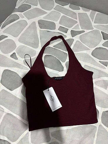 Stradivarius stradivarius halter yaka crop top