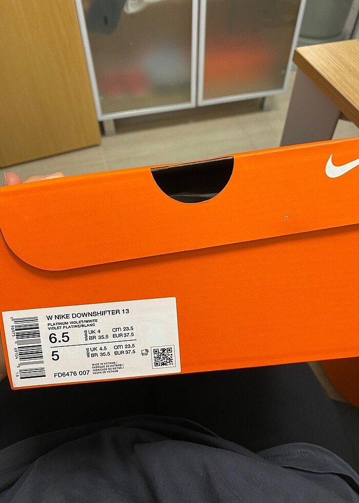 Nike koşu ayakkabısı - Görsel 3