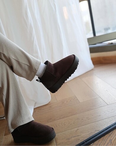 Ugg Bot Koyu Kahve