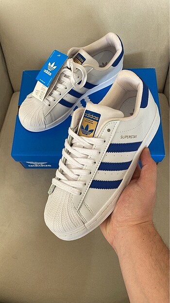 Adidas superstar
