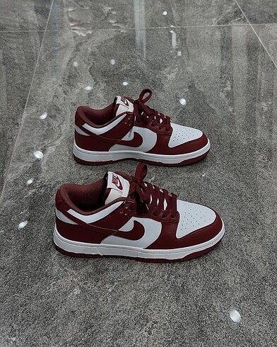 Nike Nike dunk bordeaux