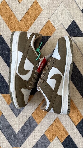 Nike dunk haki
