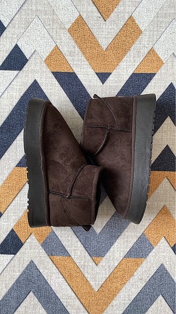 Ugg bot