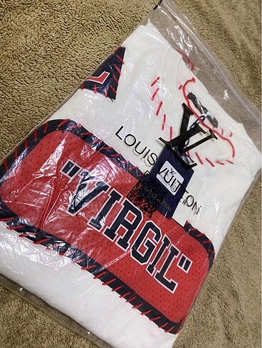 Louıs vuıtton t-shirt