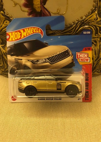 Hot Wheels Altın Renkli Range Rover Velar Oyuncak Araba