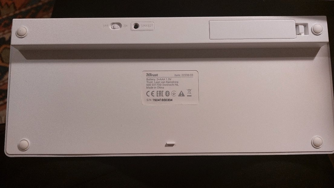 Trust Beyaz Gri Bluetooth Klavye - Görsel 2