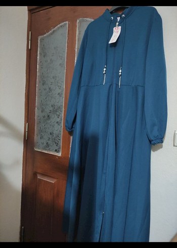 Uzun Kollu Mavi Salaş Ferace