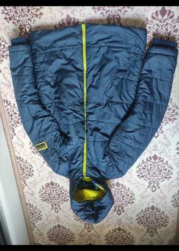 Mavi Kapüşonlu Fermuarlı Kış Montu - Görsel 2