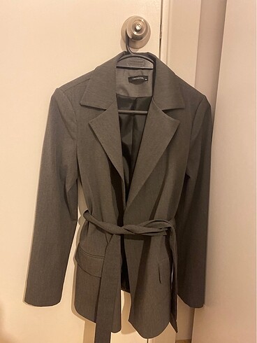 Kuşaklı blazer ceket