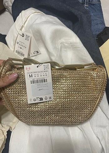 Zara Örgülü Mini Altın Renkli Kadın Çanta