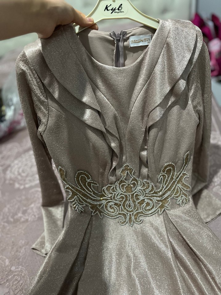 Bej abiye tesettür - Görsel 2