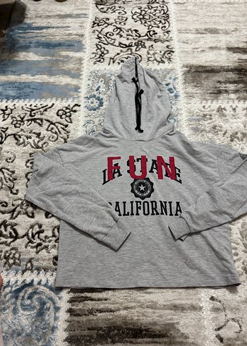 Kapüşonlu Gri Baskılı Kadın Sweatshirt - Görsel 2