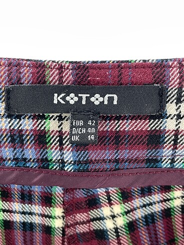 42 Beden çeşitli Renk Koton Düz Kesim %70 İndirimli.