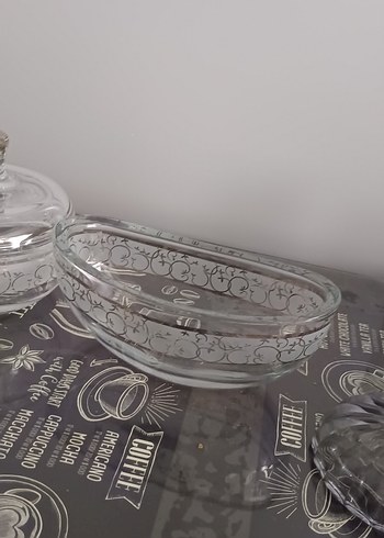 Nakış Desenli Gri-Beyaz Cam Servis Seti - Görsel 3