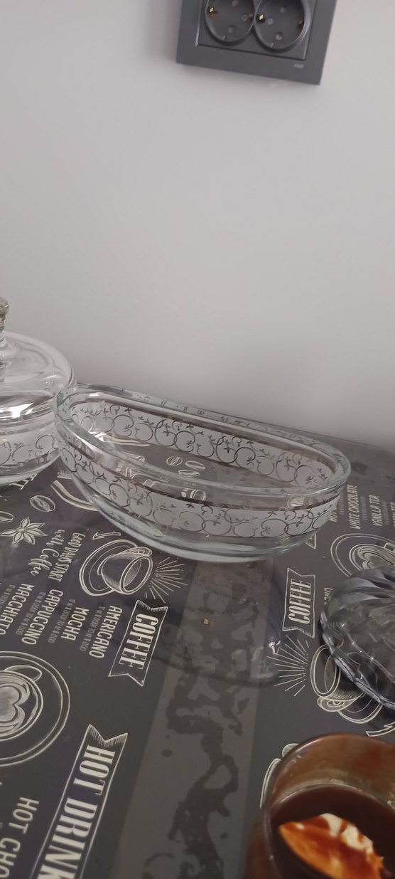 Nakış Desenli Gri-Beyaz Cam Servis Seti - Görsel 3