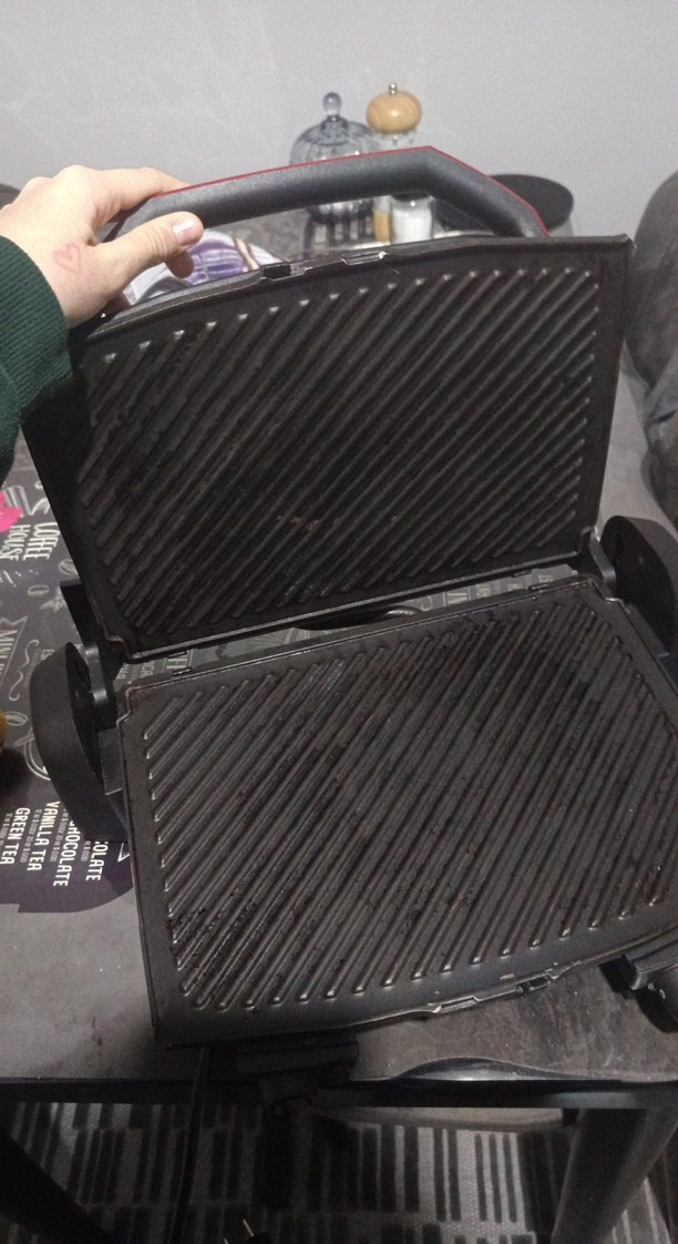 Kırmızı Tefal Tost Makinesi - Görsel 5