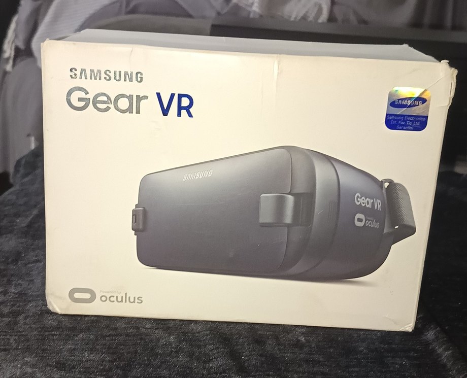 Samsung Gear VR Siyah Sanal Gerçeklik Gözlüğü - Görsel 2