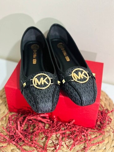 MİCHAEL KORS BABET MODEL AYAKKABI