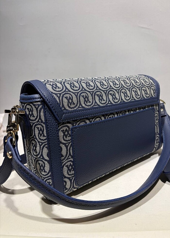 VAKKO YENİ SEZON ÇAPRAZ MODEL ÇANTA - Görsel 2