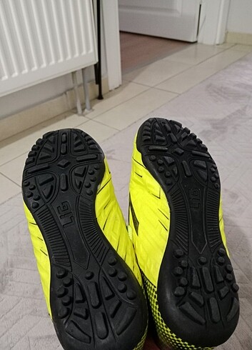 35 Beden sarı Renk Çocuk krampon