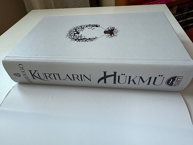 Beden Kurtların Hükmü (Ciltli) - Leigh Bardugo