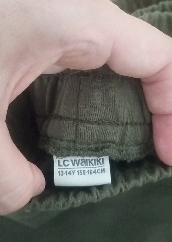 LC Waikiki Haki Erkek Çocuk Rahat Kesim Şort