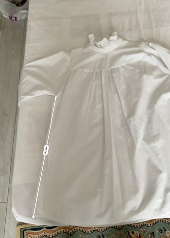 Beyaz Fırfırlı Yüksek Yakalı Kadın Gömlek - Görsel 4