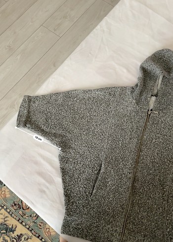 Gri Örgü Kapüşonlu Kadın Kısa Ceket - Görsel 7