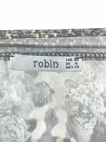 36 Beden çeşitli Renk Robin Bluz %70 İndirimli.