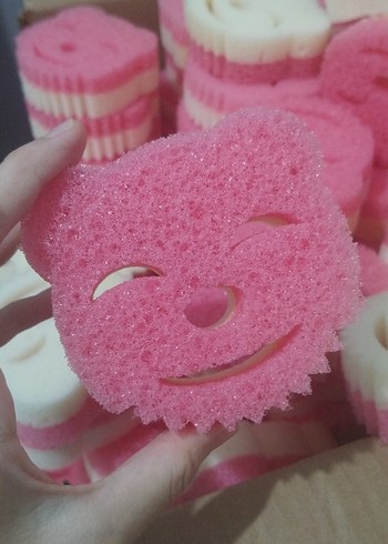 Diğer Renkli Pembe Yüz İfadeli Temizlik Süngeri