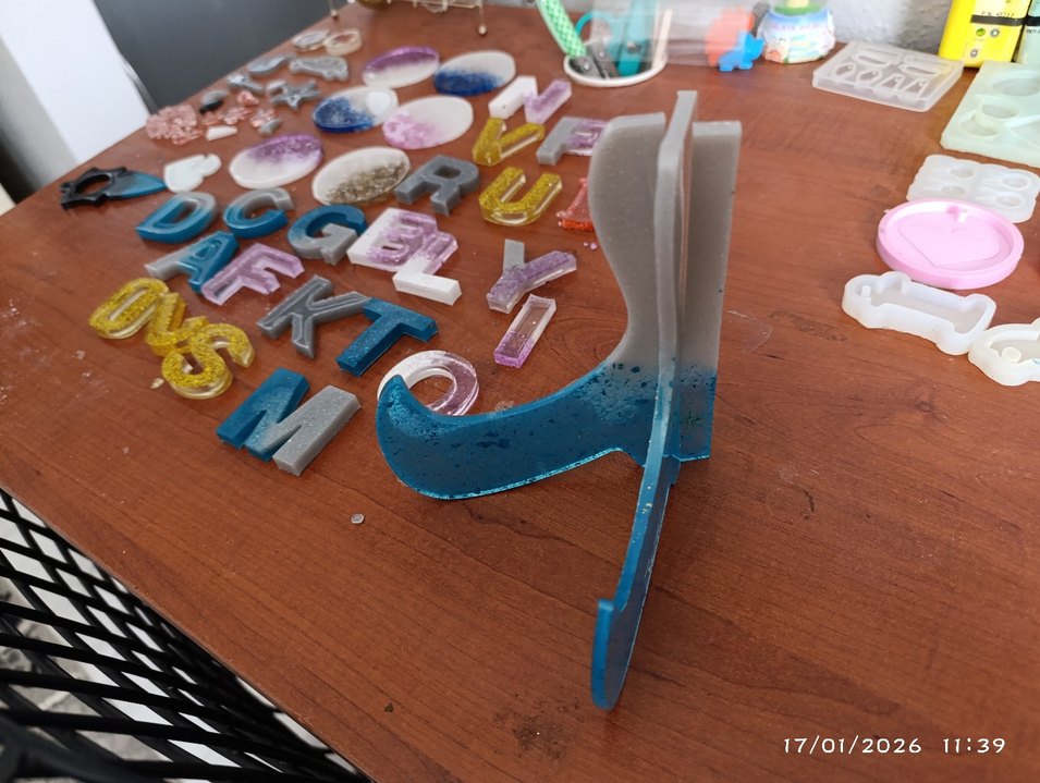 Parlak Mavi Telefon Tutucu - Görsel 4