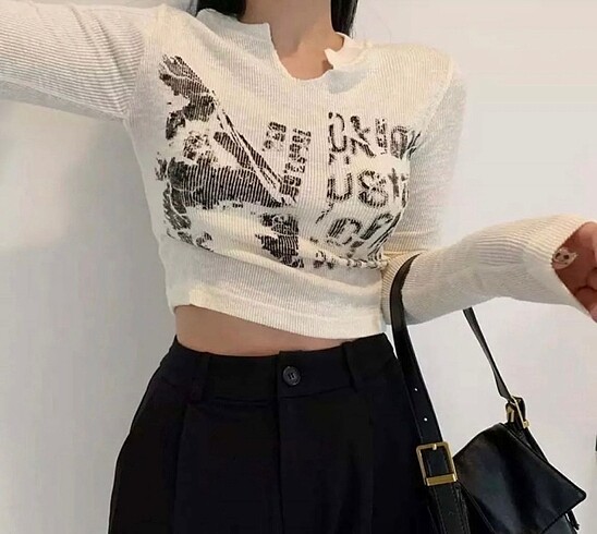 Beyaz Uzun Kollu Crop