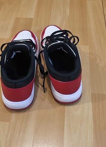 Nike jordan ayakkabı çok az giyildi temiz durumda 38 numara
