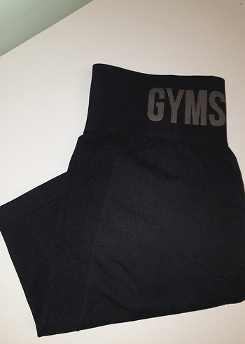 Siyah Esnek Kumaşlı  Mini Şort - Görsel 3