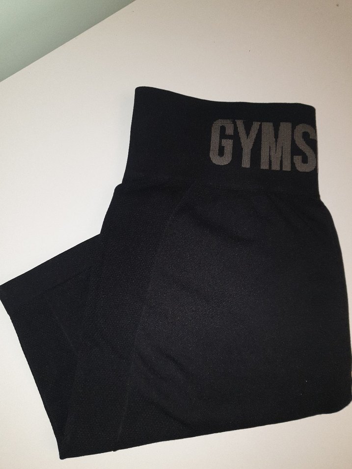 Siyah Esnek Kumaşlı  Mini Şort - Görsel 3