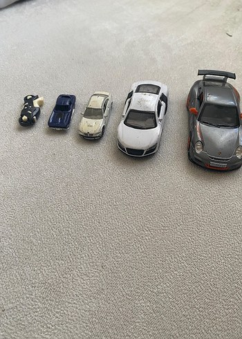 Porsche & Audi Metal Oyuncak Araba Seti