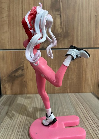Pembe Renkli Anime Figür - 19 cm