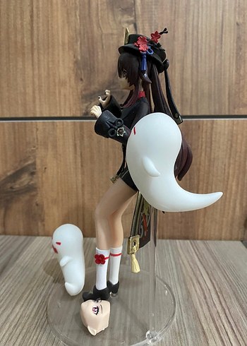  Siyah Renkli Anime Figürü ve Hayaletleri - 16 cm