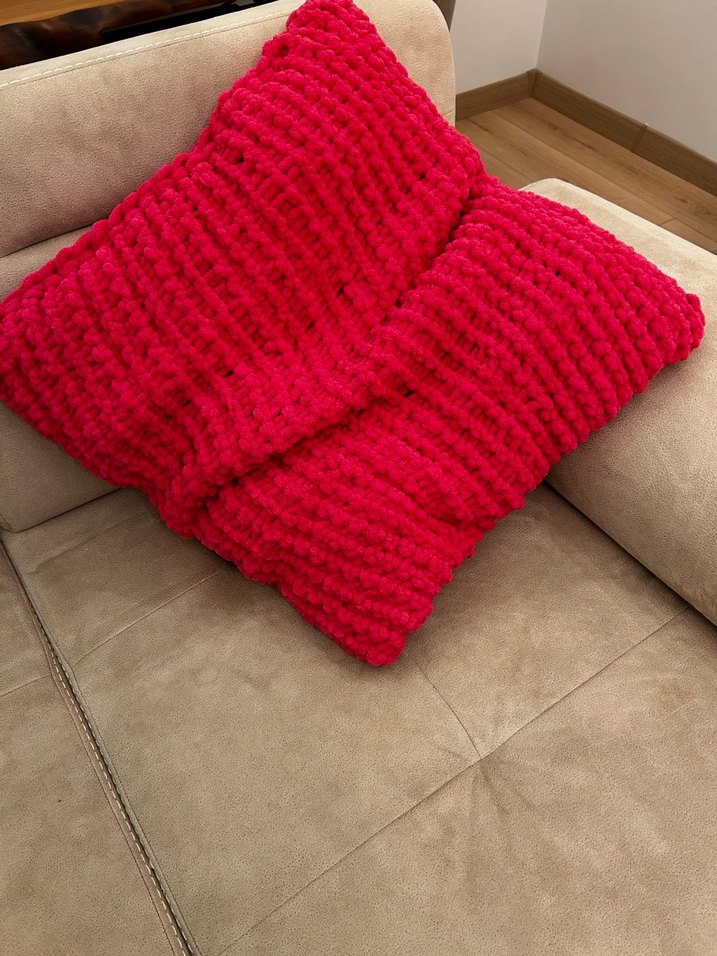 Fuşya pembe, yumuşacık dokulu Puffy Pet Yastık Kırlent - Görsel 2