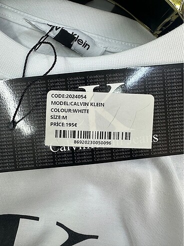 l Beden beyaz Renk Calvin klein tshirt