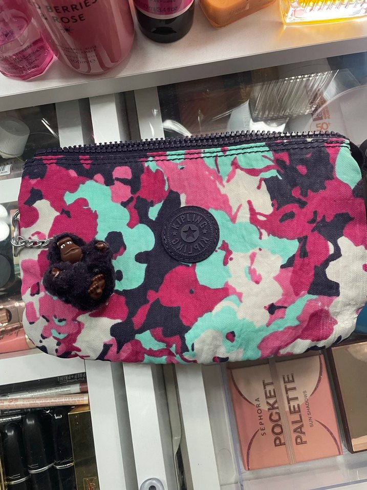 Kipling makyaj çantası - Görsel 5