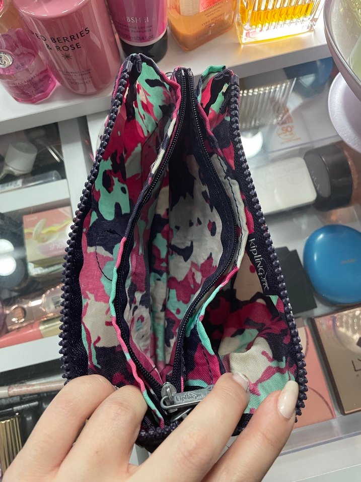 Kipling makyaj çantası - Görsel 4