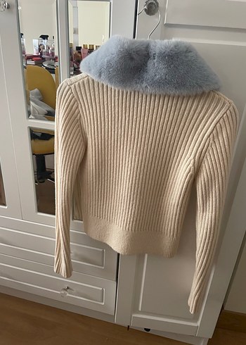 Zara Kürk Detaylı Hırka - Görsel 4